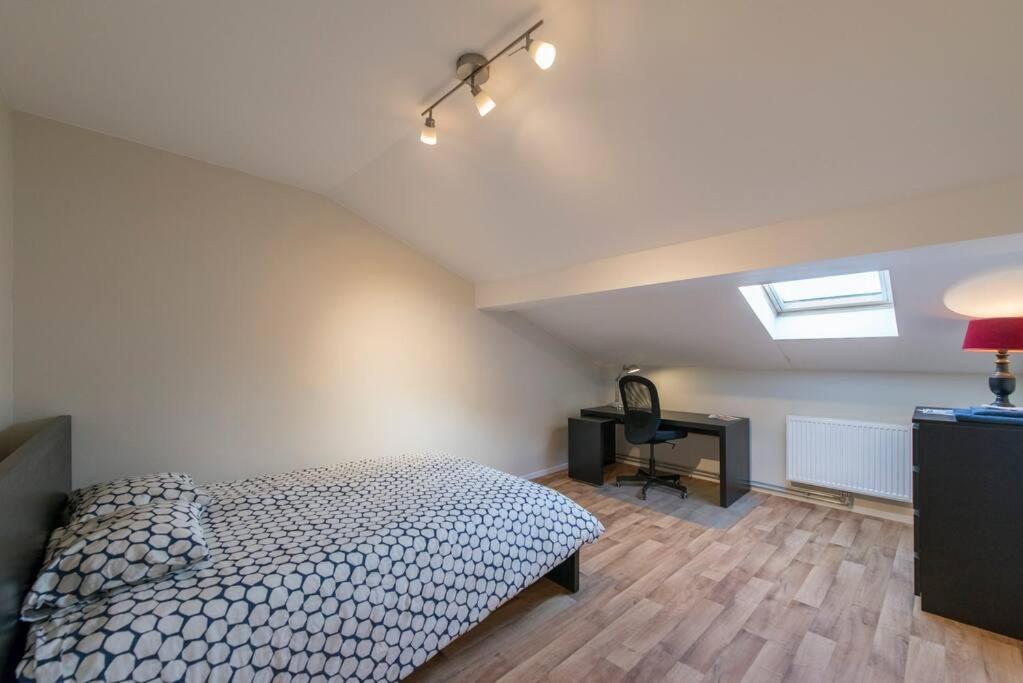 Appartement 4 Chambres A Liège Dış mekan fotoğraf